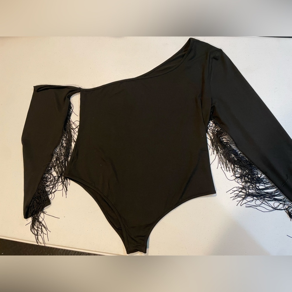 Plus Asymmetrical Neck Fringe Trim Bodysuit NWOT. Two different sizes 2XL / 1XL - Picture 5 of 8